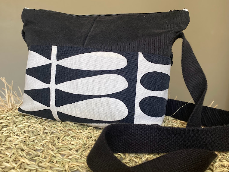 Sac en tissu noir et blanc